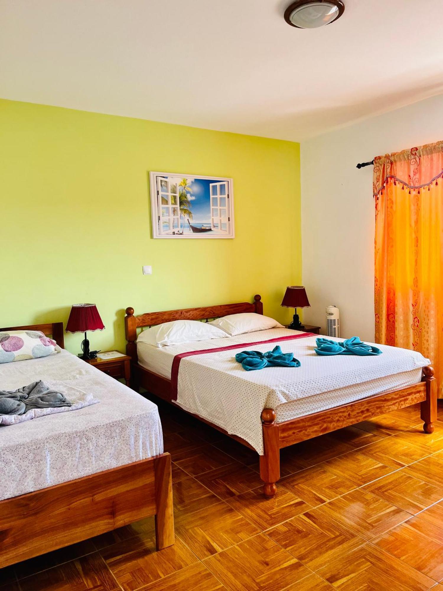Bed and Breakfast Casa Bb&Djassi Понта-ду-Сол Экстерьер фото
