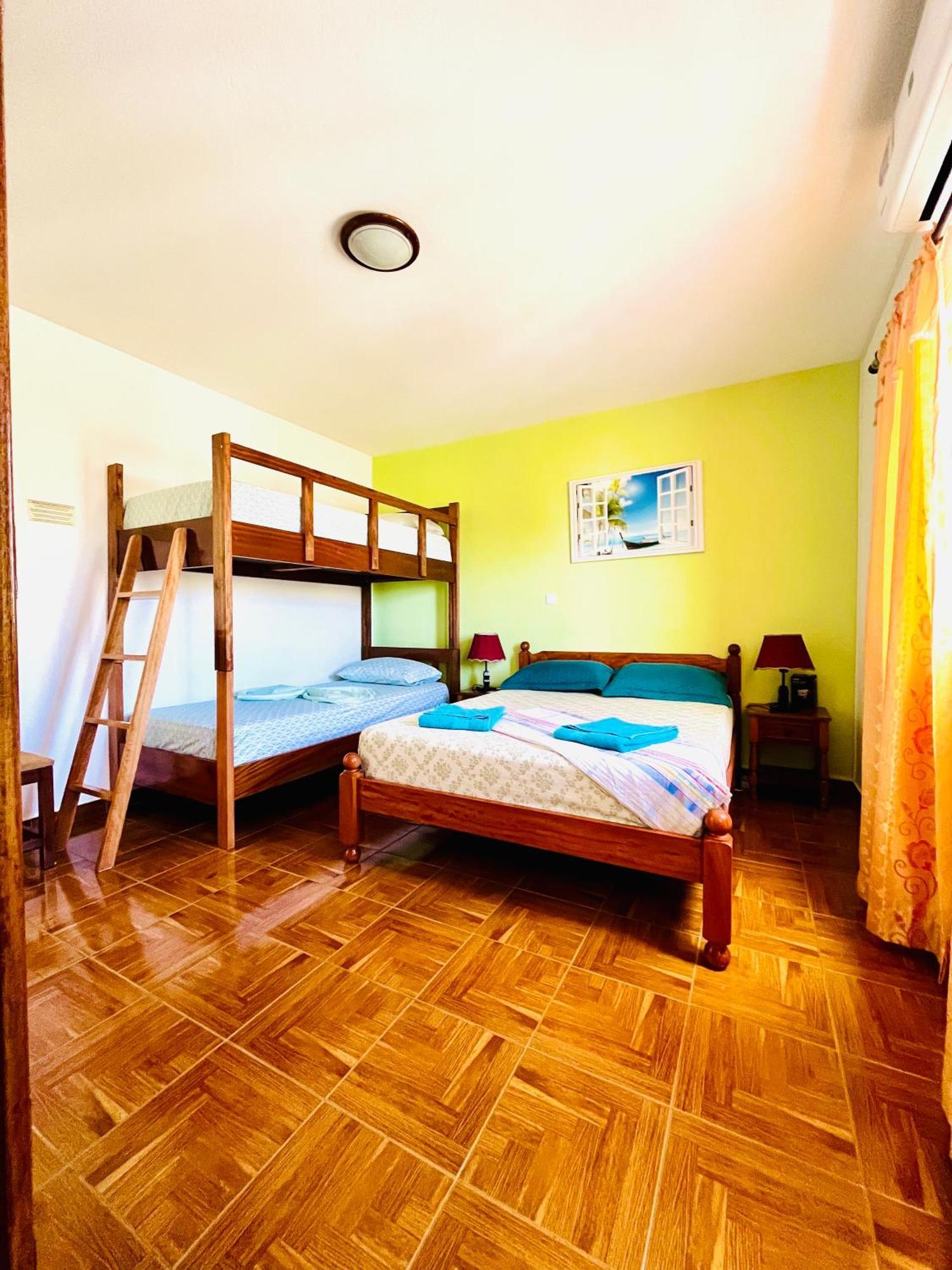 Bed and Breakfast Casa Bb&Djassi Понта-ду-Сол Экстерьер фото